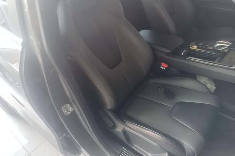 Used Geely Auto Emgrand X7 Sport 2023 Boyue COOL 1.5TD Smart Connect+ Right Front Seat