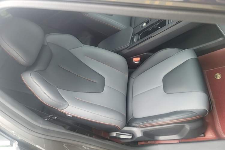 Used Geely Auto Emgrand X7 Sport 2023 Boyue COOL 1.5TD Smart Model Right Front Seat