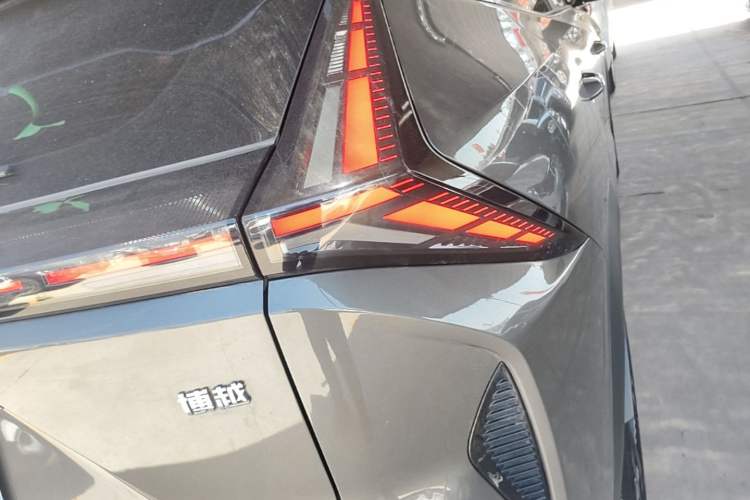 Used Geely Auto Emgrand X7 Sport 2023 Boyue COOL 1.5TD Smart Connect+ Right Rear Taillight