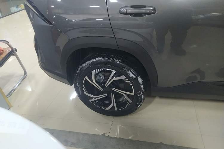 Used Geely Auto Emgrand X7 Sport 2023 Boyue COOL 1.5TD Smart Model Right Rear Wheel Hub