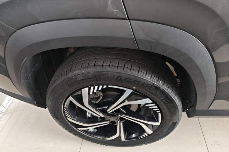 Used Geely Auto Emgrand X7 Sport 2023 Boyue COOL 1.5TD Smart Connect+ Right Rear Wheel Hub