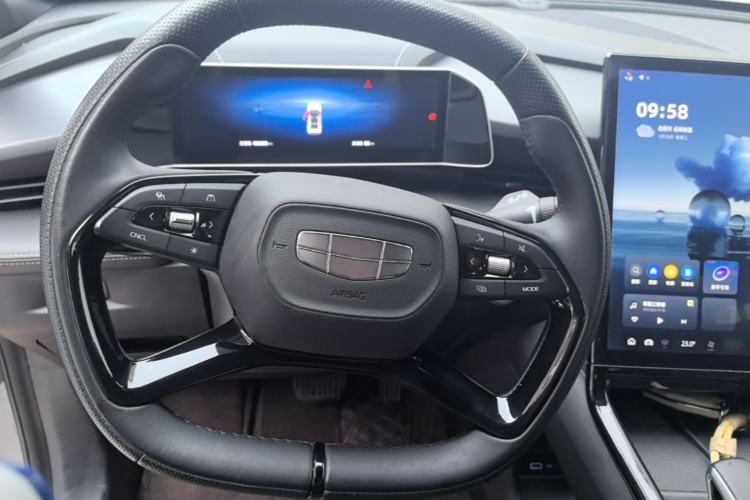 Used Geely Auto Emgrand X7 Sport 2023 Boyue COOL 1.5TD Smart Model Steering Wheel