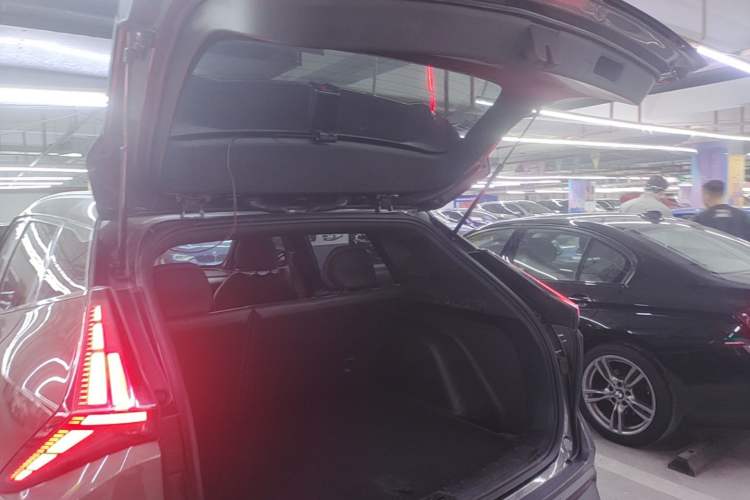 Used Geely Auto Emgrand X7 Sport 2023 Boyue COOL 1.5TD Smart Connect+ Trunk