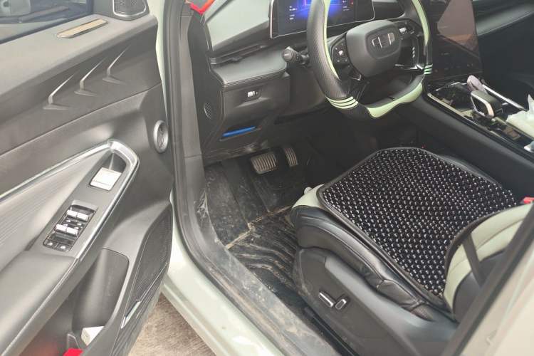 Used Geely Auto Emgrand X7 Sport 2023 Boyue COOL 1.5TD Smart Model Driver Seat