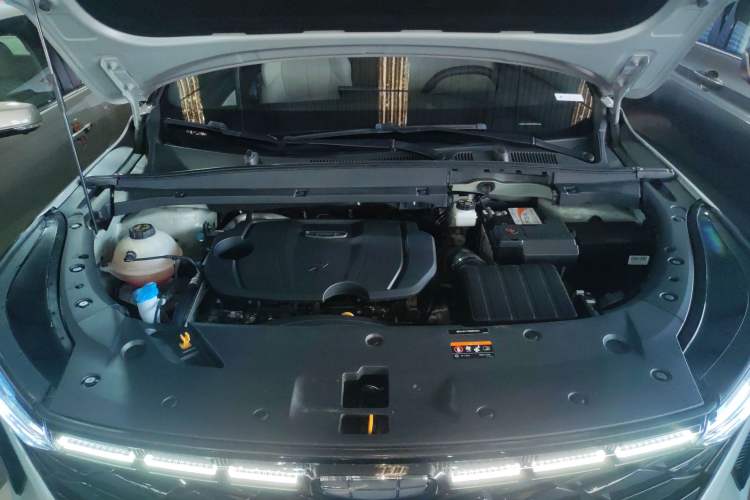 Used Geely Auto Emgrand X7 Sport 2023 Boyue COOL 1.5TD ZhiZun Edition Engine Bay