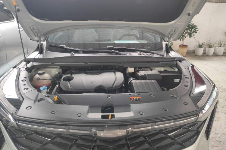 Used Geely Auto Emgrand X7 Sport 2023 Boyue COOL 1.5TD ZhiZun Edition Engine Bay