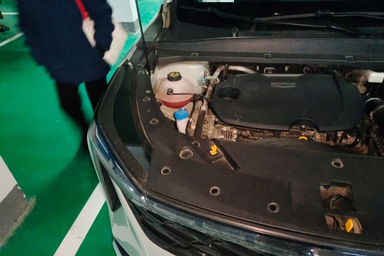 Used Geely Auto Emgrand X7 Sport 2023 Boyue COOL 1.5TD ZhiZun Edition Engine Bay Right