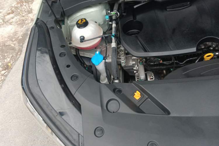 Used Geely Auto Emgrand X7 Sport 2023 Boyue COOL 1.5TD Smart Model Engine Bay Right