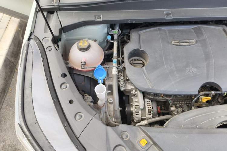 Used Geely Auto Emgrand X7 Sport 2023 Boyue COOL 1.5TD Smart Connectivity Model Engine Bay Right