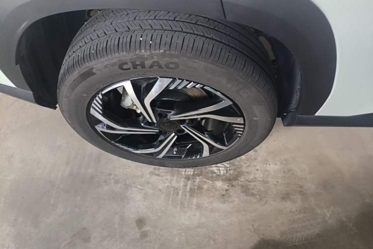 Used Geely Auto Emgrand X7 Sport 2023 Boyue COOL 1.5TD Friend Edition Exterior 3