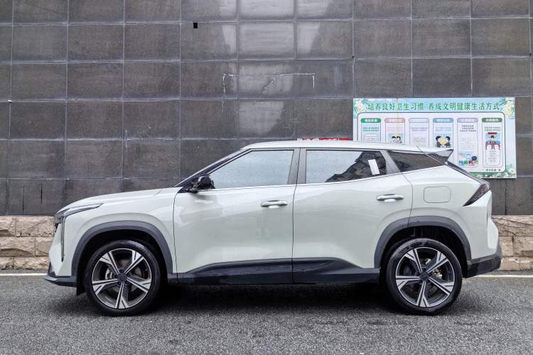 Used Geely Auto Emgrand X7 Sport 2023 Boyue COOL 1.5TD ZhiZun Edition Exterior 3