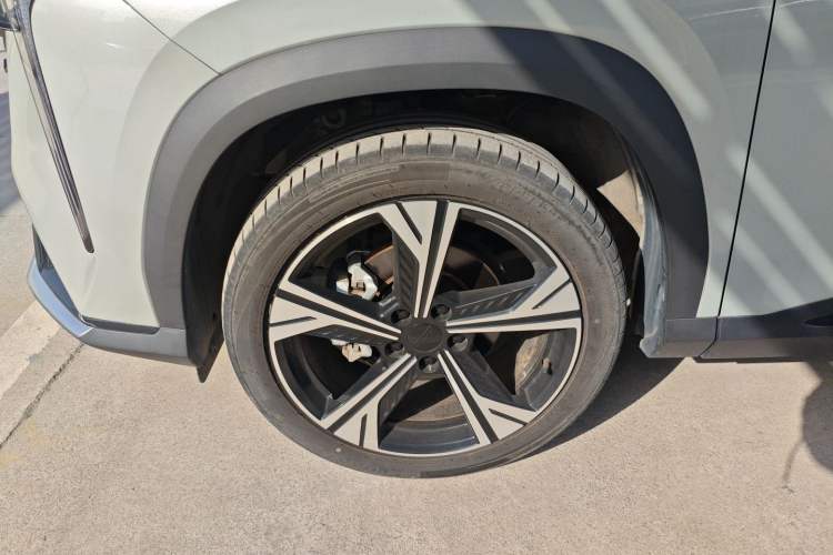Used Geely Auto Emgrand X7 Sport 2023 Boyue COOL 1.5TD ZhiZun Edition Exterior 4