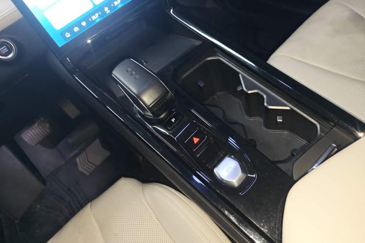 Used Geely Auto Emgrand X7 Sport 2023 Boyue COOL 1.5TD ZhiZun Edition Gear Lever