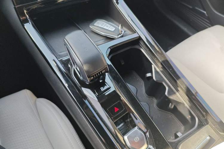 Used Geely Auto Emgrand X7 Sport 2023 Boyue COOL 1.5TD ZhiZun Edition Gear Lever