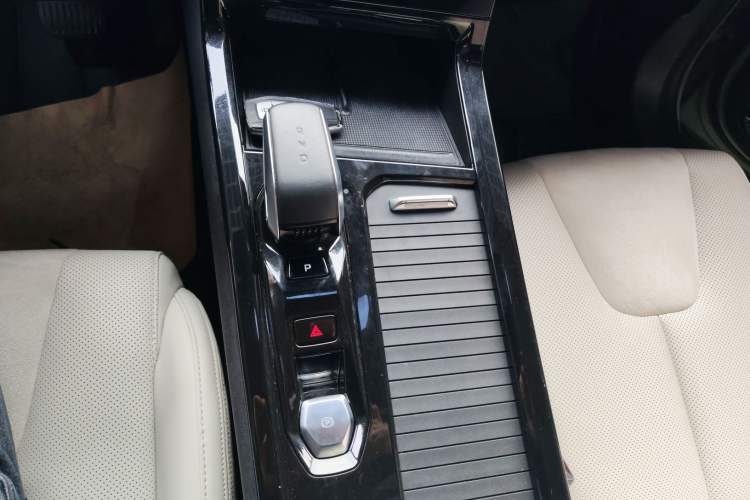 Used Geely Auto Emgrand X7 Sport 2023 Boyue COOL 1.5TD ZhiZun Edition Gear Lever