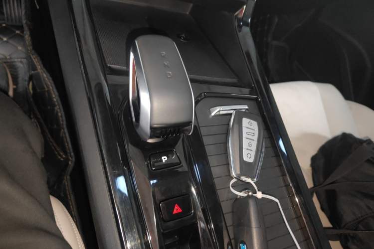 Used Geely Auto Emgrand X7 Sport 2023 Boyue COOL 1.5TD ZhiZun Edition Gear Lever