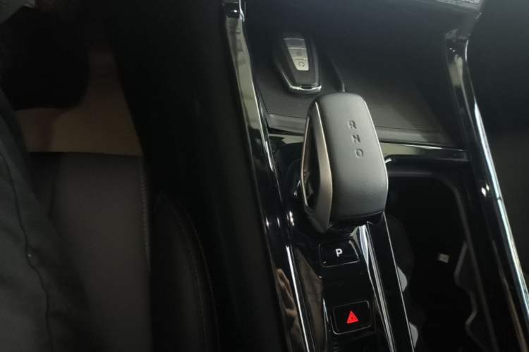 Used Geely Auto Emgrand X7 Sport 2023 Boyue COOL 1.5TD Friend Edition Gear Lever