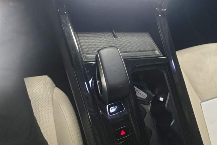 Used Geely Auto Emgrand X7 Sport 2023 Boyue COOL 1.5TD ZhiZun Edition Gear Lever