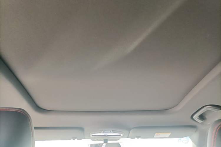 Used Geely Auto Emgrand X7 Sport 2023 Boyue COOL 1.5TD Smart Connectivity Model Headliner