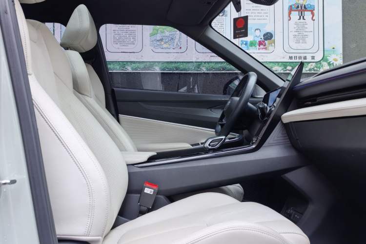 Used Geely Auto Emgrand X7 Sport 2023 Boyue COOL 1.5TD ZhiZun Edition Interior 10