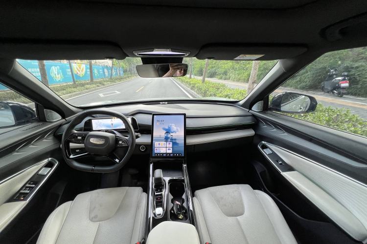 Used Geely Auto Emgrand X7 Sport 2023 Boyue COOL 1.5TD ZhiZun Edition Interior 2