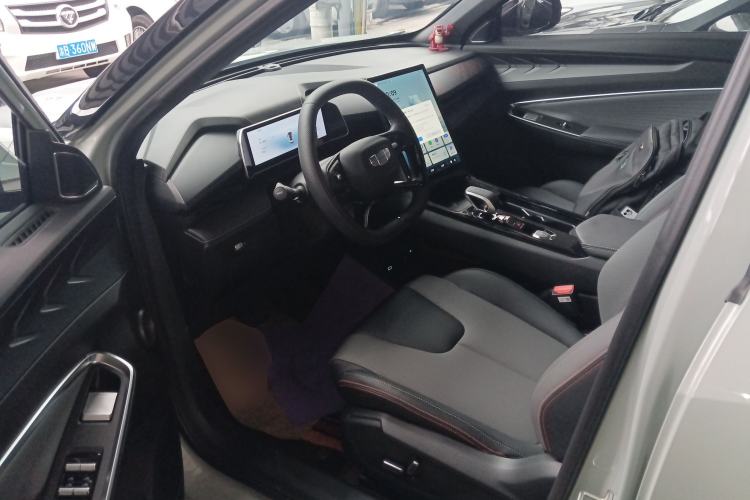 Used Geely Auto Emgrand X7 Sport 2023 Boyue COOL 1.5TD Smart Model Interior 3