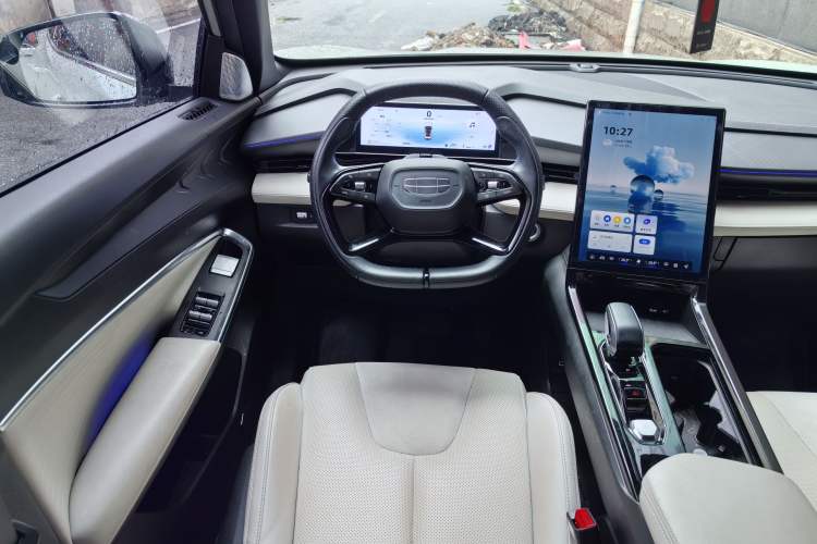 Used Geely Auto Emgrand X7 Sport 2023 Boyue COOL 1.5TD ZhiZun Edition Interior 3