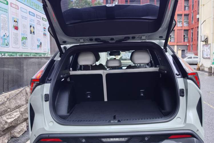 Used Geely Auto Emgrand X7 Sport 2023 Boyue COOL 1.5TD ZhiZun Edition Interior 9
