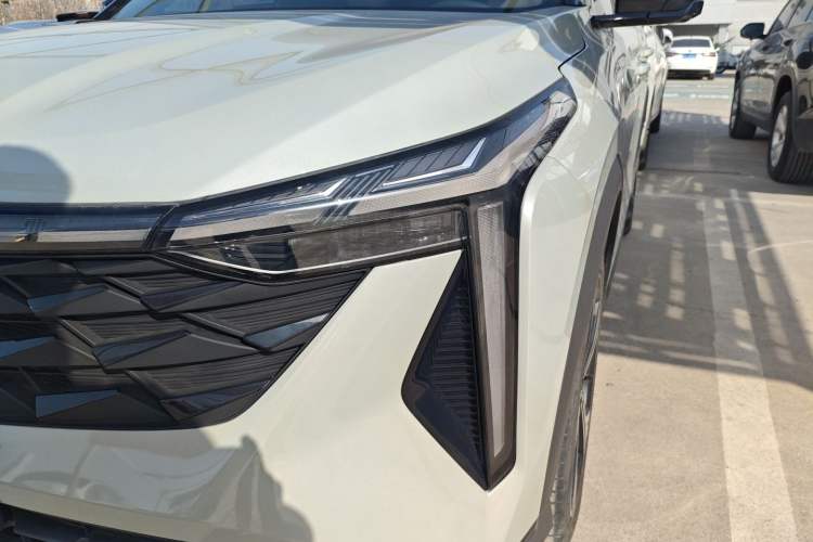 Used Geely Auto Emgrand X7 Sport 2023 Boyue COOL 1.5TD ZhiZun Edition Left Front Headlight