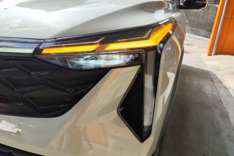 Used Geely Auto Emgrand X7 Sport 2023 Boyue COOL 1.5TD ZhiZun Edition Left Front Headlight