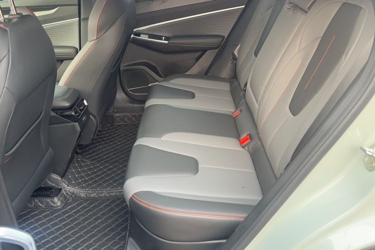 Used Geely Auto Emgrand X7 Sport 2023 Boyue COOL 1.5TD Smart Model Left Rear Seat