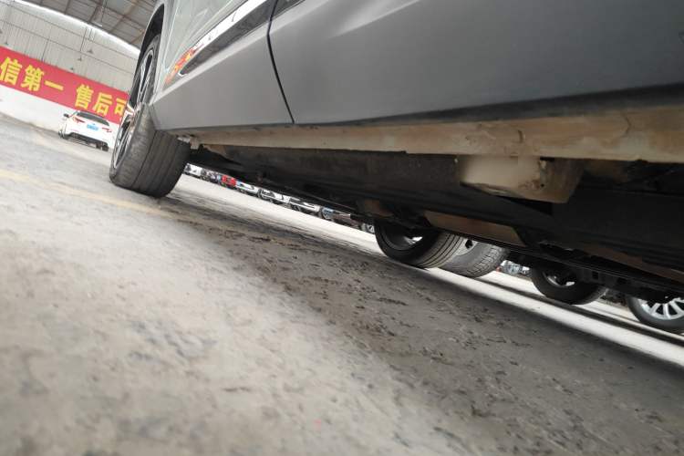 Used Geely Auto Emgrand X7 Sport 2023 Boyue COOL 1.5TD ZhiZun Edition Left Side Sill
