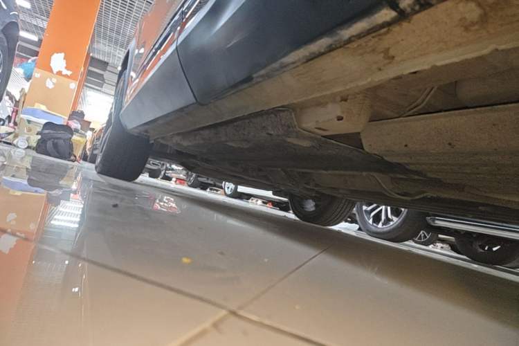 Used Geely Auto Emgrand X7 Sport 2023 Boyue COOL 1.5TD ZhiZun Edition Left Side Sill