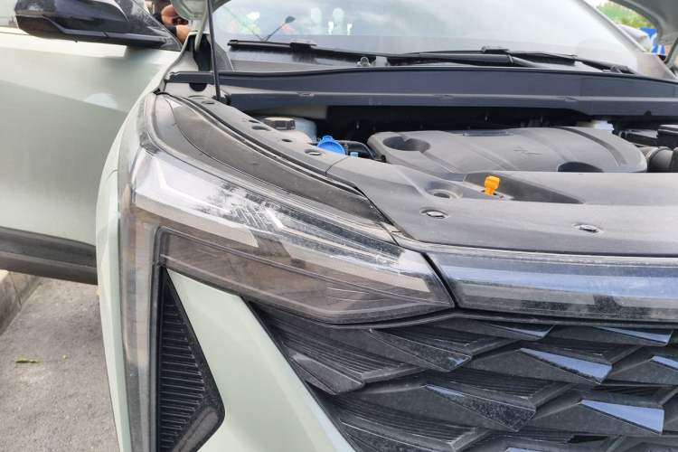 Used Geely Auto Emgrand X7 Sport 2023 Boyue COOL 1.5TD Smart Connectivity Model Right Front Headlight