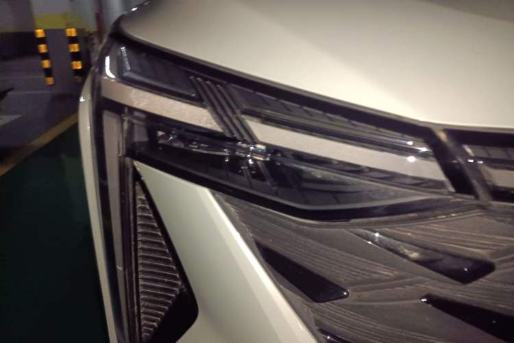 Used Geely Auto Emgrand X7 Sport 2023 Boyue COOL 1.5TD Smart Model Right Front Headlight