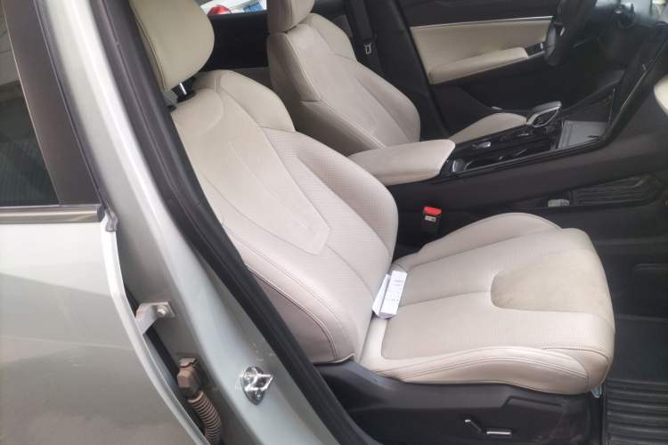 Used Geely Auto Emgrand X7 Sport 2023 Boyue COOL 1.5TD ZhiZun Edition Right Front Seat