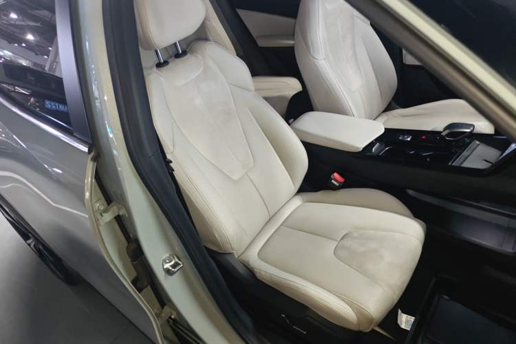 Used Geely Auto Emgrand X7 Sport 2023 Boyue COOL 1.5TD ZhiZun Edition Right Front Seat