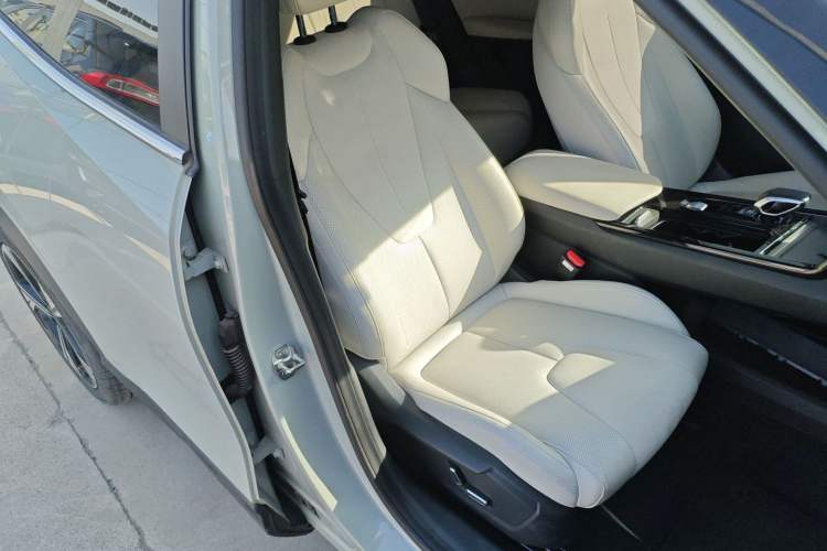 Used Geely Auto Emgrand X7 Sport 2023 Boyue COOL 1.5TD ZhiZun Edition Right Front Seat