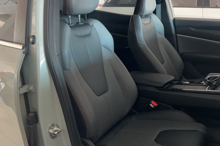 Used Geely Auto Emgrand X7 Sport 2023 Boyue COOL 1.5TD Smart Connect+ Right Front Seat