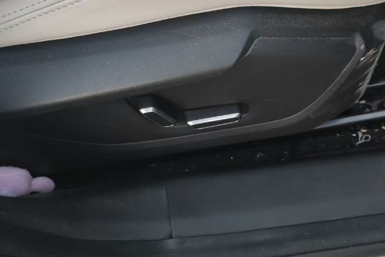 Used Geely Auto Emgrand X7 Sport 2023 Boyue COOL 1.5TD ZhiZun Edition Right Front Seat