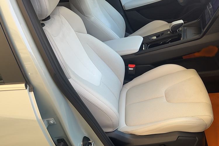 Used Geely Auto Emgrand X7 Sport 2023 Boyue COOL 1.5TD ZhiZun Edition Right Front Seat