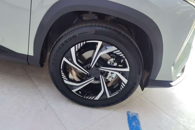 Used Geely Auto Emgrand X7 Sport 2023 Boyue COOL 1.5TD Smart Connect+ Right Front Wheel Hub