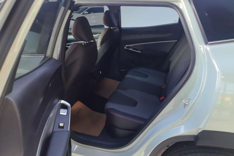 Used Geely Auto Emgrand X7 Sport 2023 Boyue COOL 1.5TD Smart Connect+ Right Rear Seat
