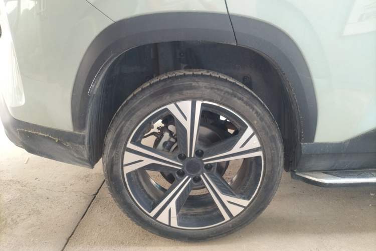 Used Geely Auto Emgrand X7 Sport 2023 Boyue COOL 1.5TD ZhiZun Edition Right Rear Wheel Hub
