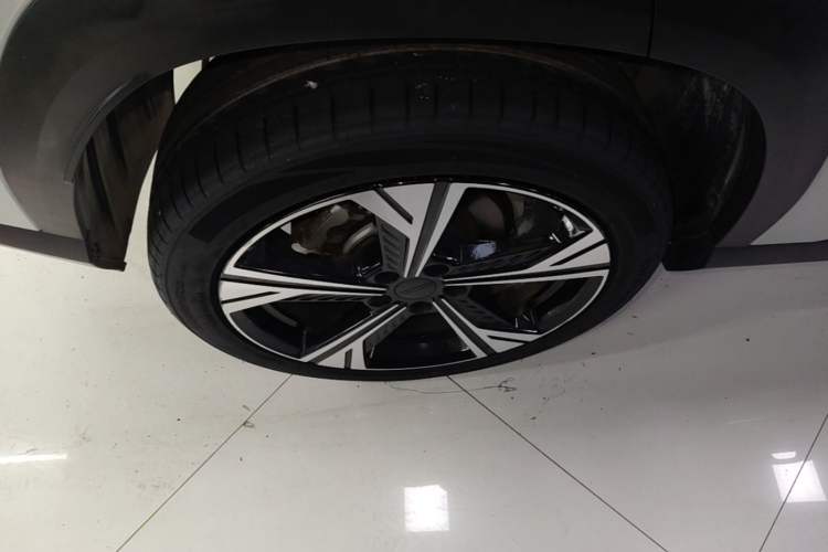 Used Geely Auto Emgrand X7 Sport 2023 Boyue COOL 1.5TD ZhiZun Edition Right Rear Wheel Hub