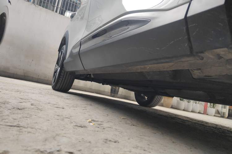 Used Geely Auto Emgrand X7 Sport 2023 Boyue COOL 1.5TD ZhiZun Edition Right Side Sill