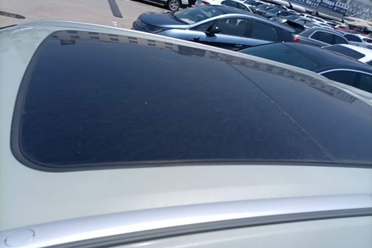 Used Geely Auto Emgrand X7 Sport 2023 Boyue COOL 1.5TD Smart Connectivity Model Roof