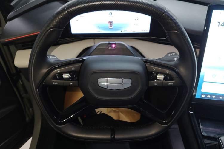 Used Geely Auto Emgrand X7 Sport 2023 Boyue COOL 1.5TD ZhiZun Edition Steering Wheel
