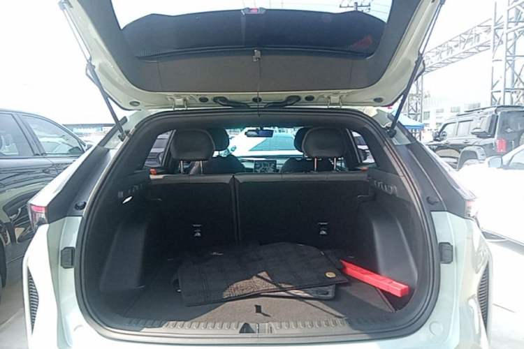 Used Geely Auto Emgrand X7 Sport 2023 Boyue COOL 1.5TD Smart Connect+ Trunk