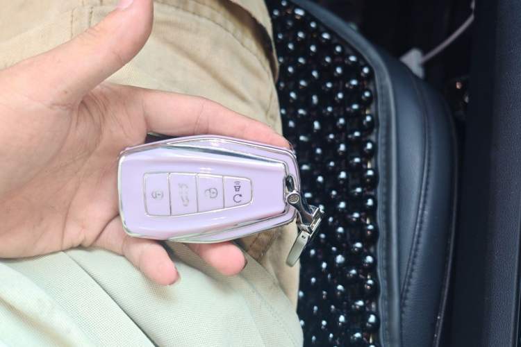 Used Geely Auto Emgrand X7 Sport 2023 Boyue COOL 1.5TD Smart Model Vehicle Key